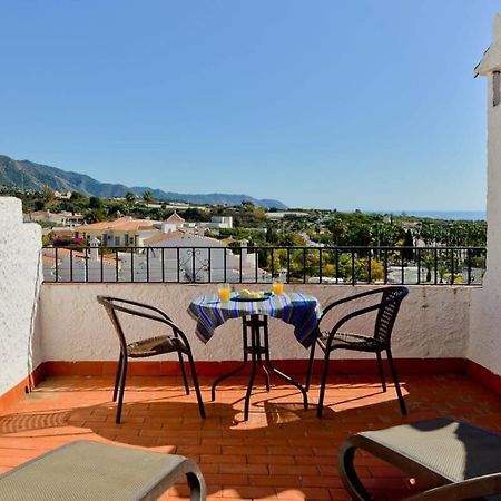 Appartamento Capistrano Pueblo Nerja Esterno foto