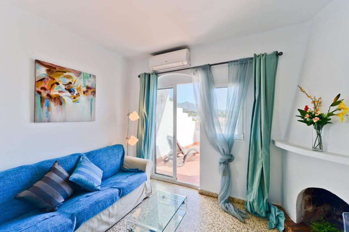 Appartamento Capistrano Pueblo Nerja Esterno foto