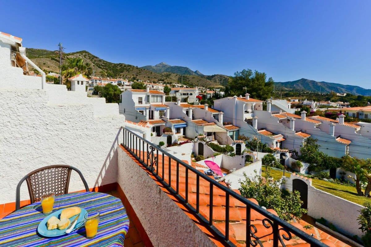 Appartamento Capistrano Pueblo Nerja Esterno foto